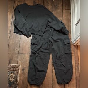 Abercrombie Gray Cargo Sweatpants and Sweatshirt Set
